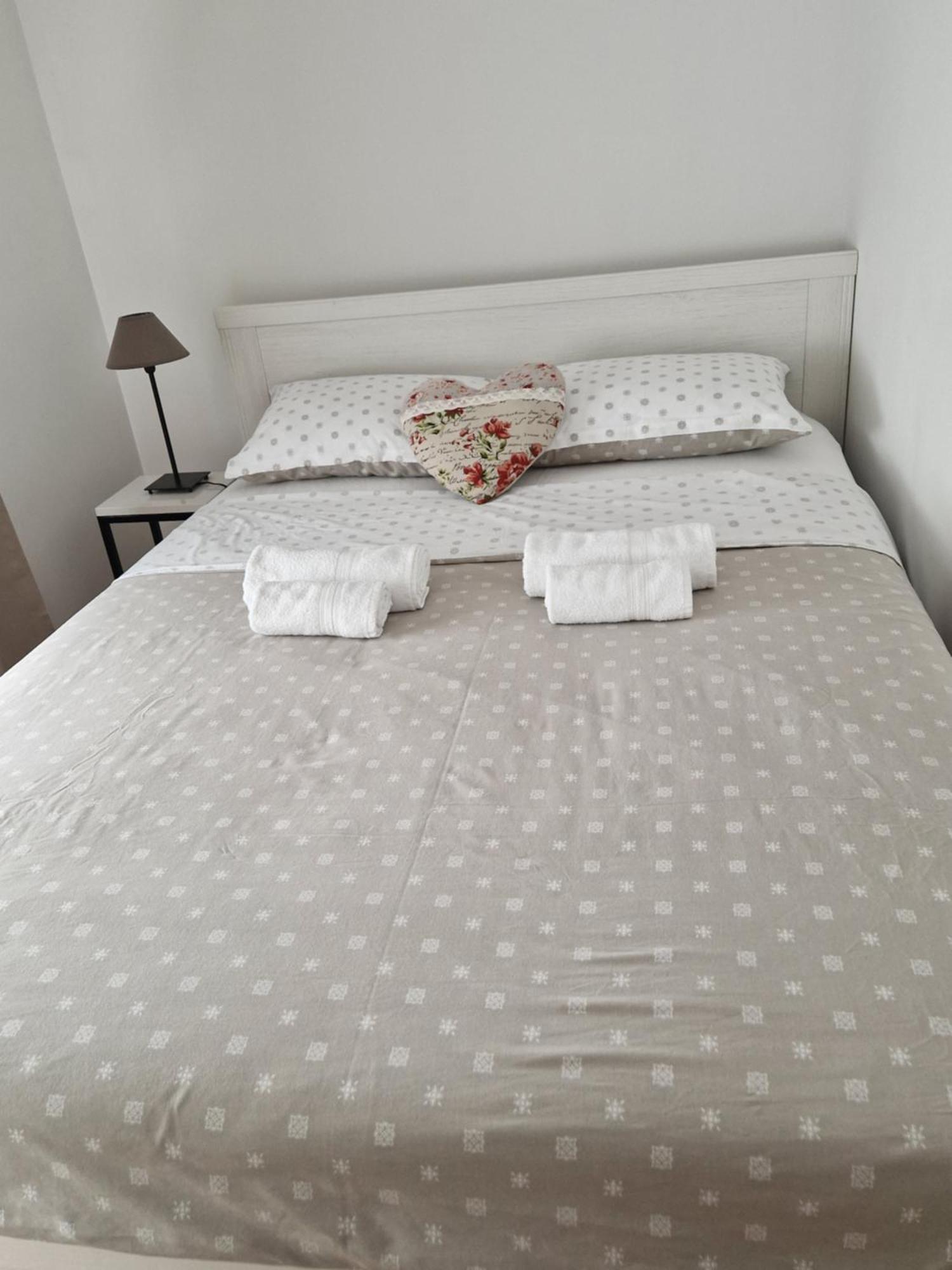 Apartment Rose Sesvete Ngoại thất bức ảnh